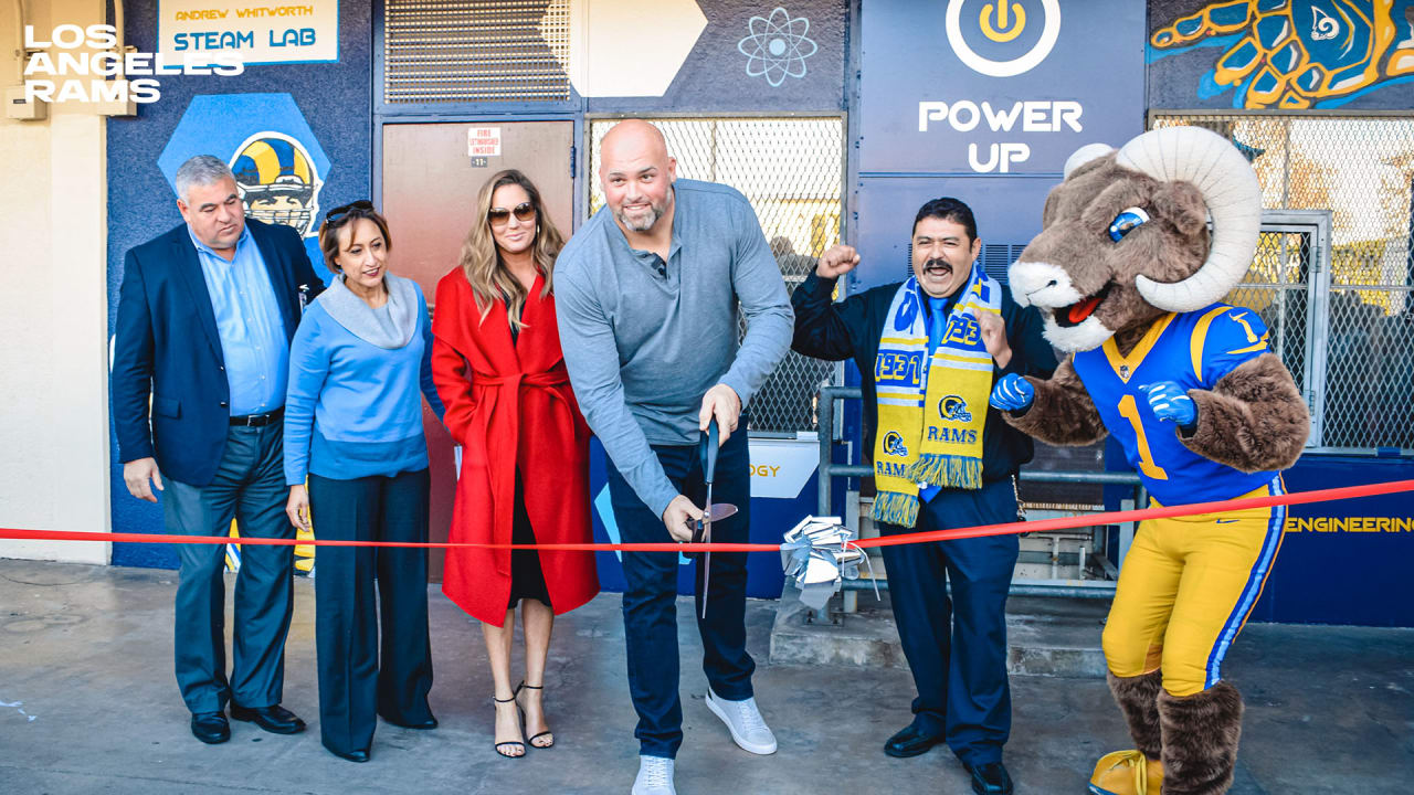 PHOTOS: 2021 Walter Payton Man of the Year Rams OL Andrew Whitworth in the  community