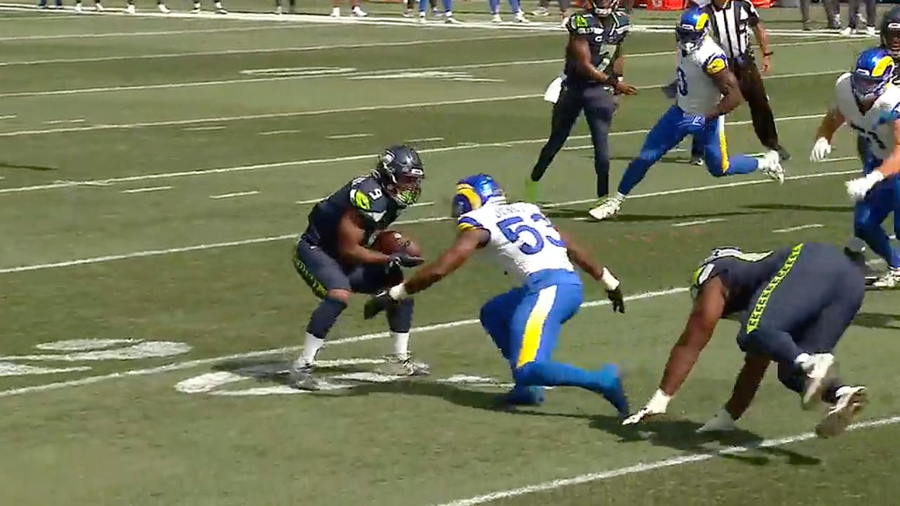 Los Angeles Rams linebacker Ernest Jones speeds into the Seahawks backfield  to get a 6-yard TFL