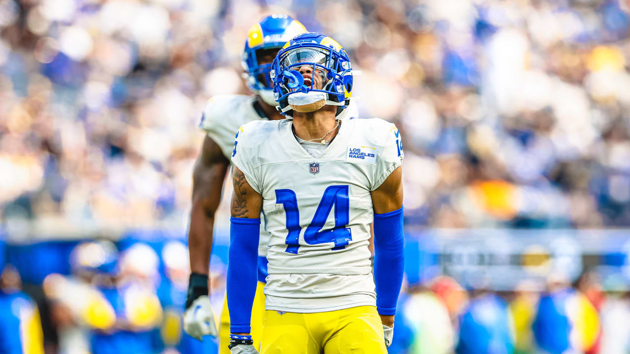 Los Angeles Rams cornerback Cobie Durant (14) lines up for the