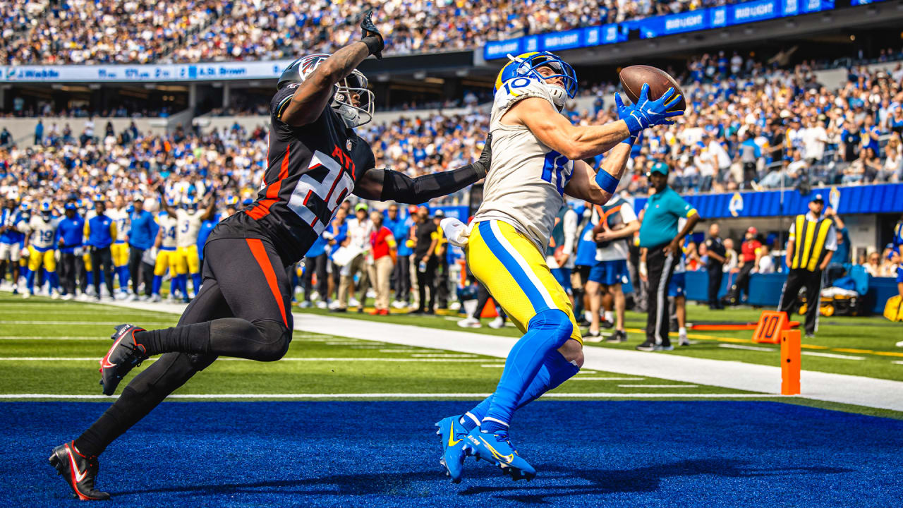 Capturing Football in Action: Photographing the L.A. Rams - 500px