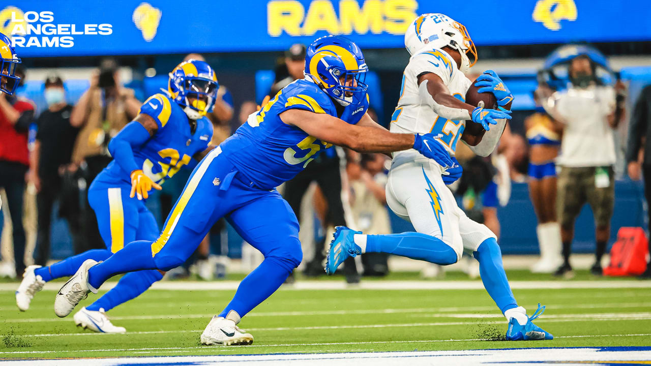 INGLEWOOD, CA - AUGUST 14: Los Angeles Rams quarterback Bryce Perkins (16)  during the Los Angeles Chargers versus the Los Angeles Rams preseason NFL  game on August 14, 2021, at SoFi Stadium