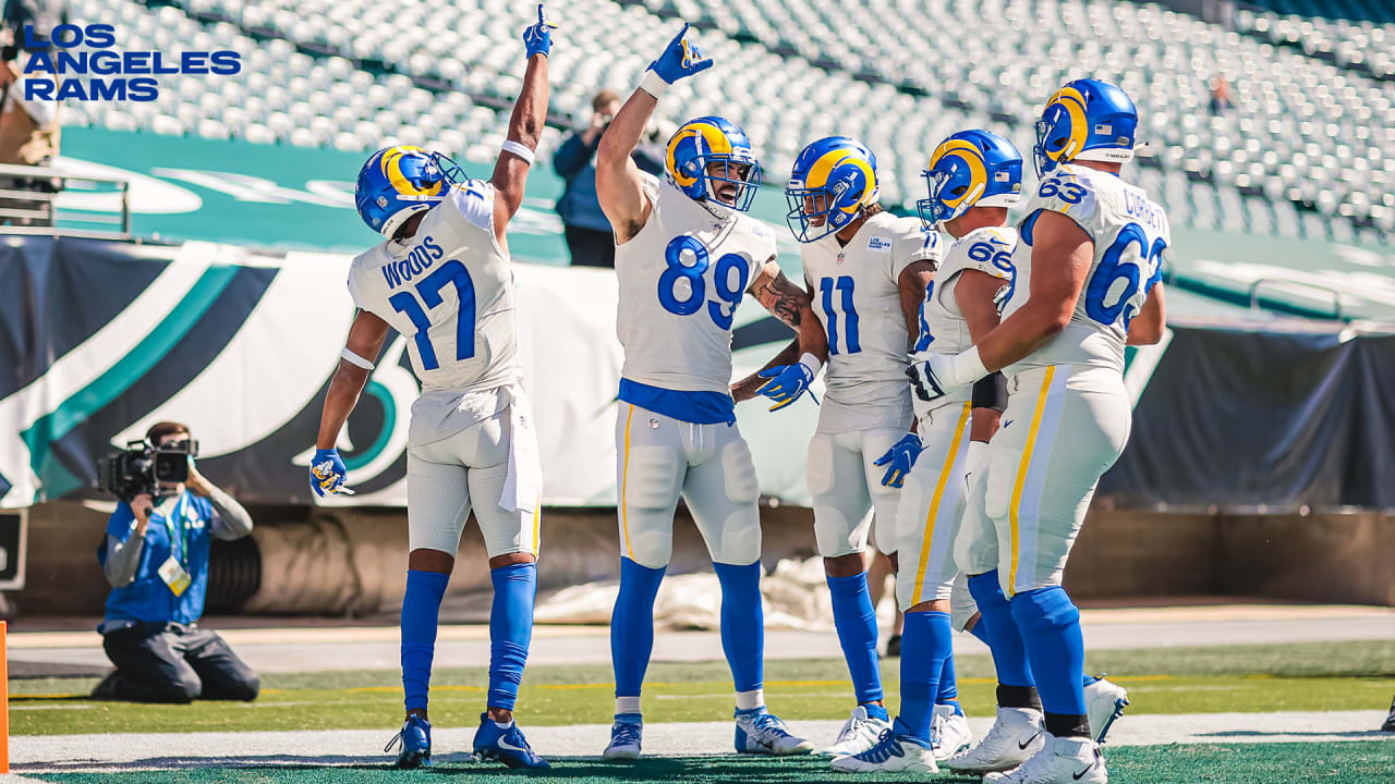 PHOTOS Rams take on Philadelphia Eagles for first road game of season