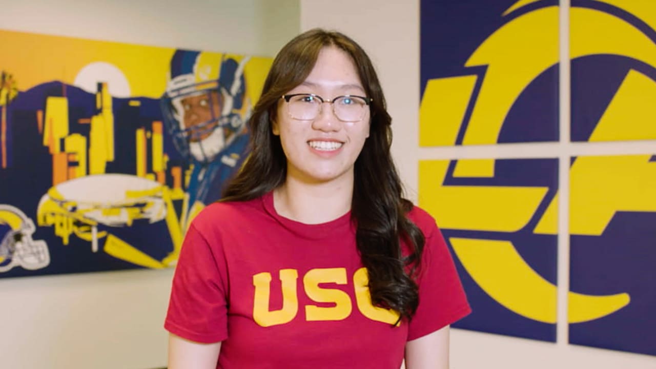 Rams Legend Isaac Bruce & American Airlines help pay for a college ...