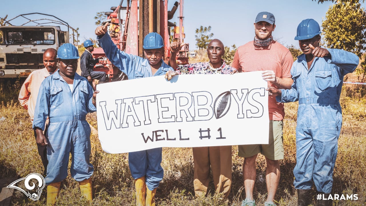 Rams Legends team up with The Chris Long Foundation & Waterboys to bring life sustaining water to Tanzanian communities - therams.com