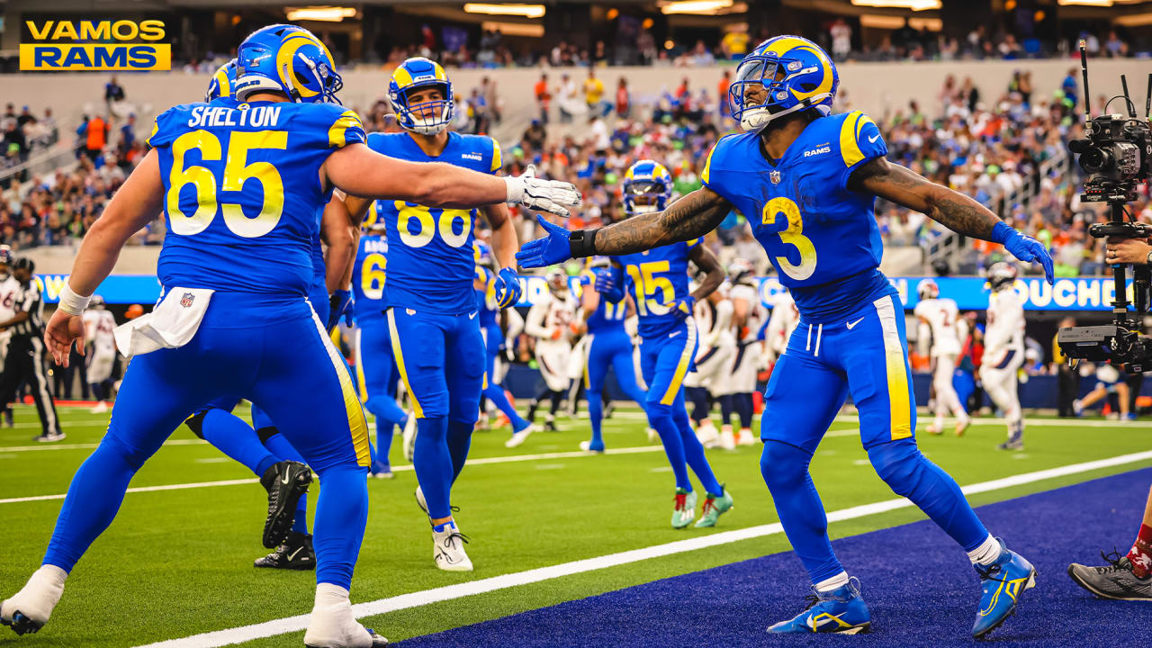 Los Rams destruyen a los Denver Broncos 51-14 y festejan el Día de ...