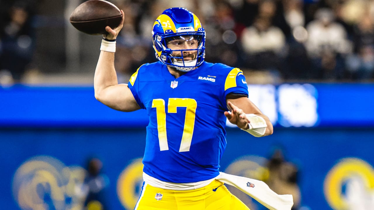 First look: Los Angeles Rams quarterback Baker Mayfield wearing No. 17 Rams  jersey in practice