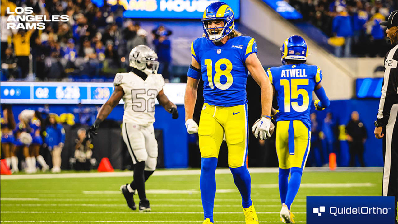 4,568 Los Angeles Rams V Oakland Raiders Photos & High Res Pictures - Getty  Images