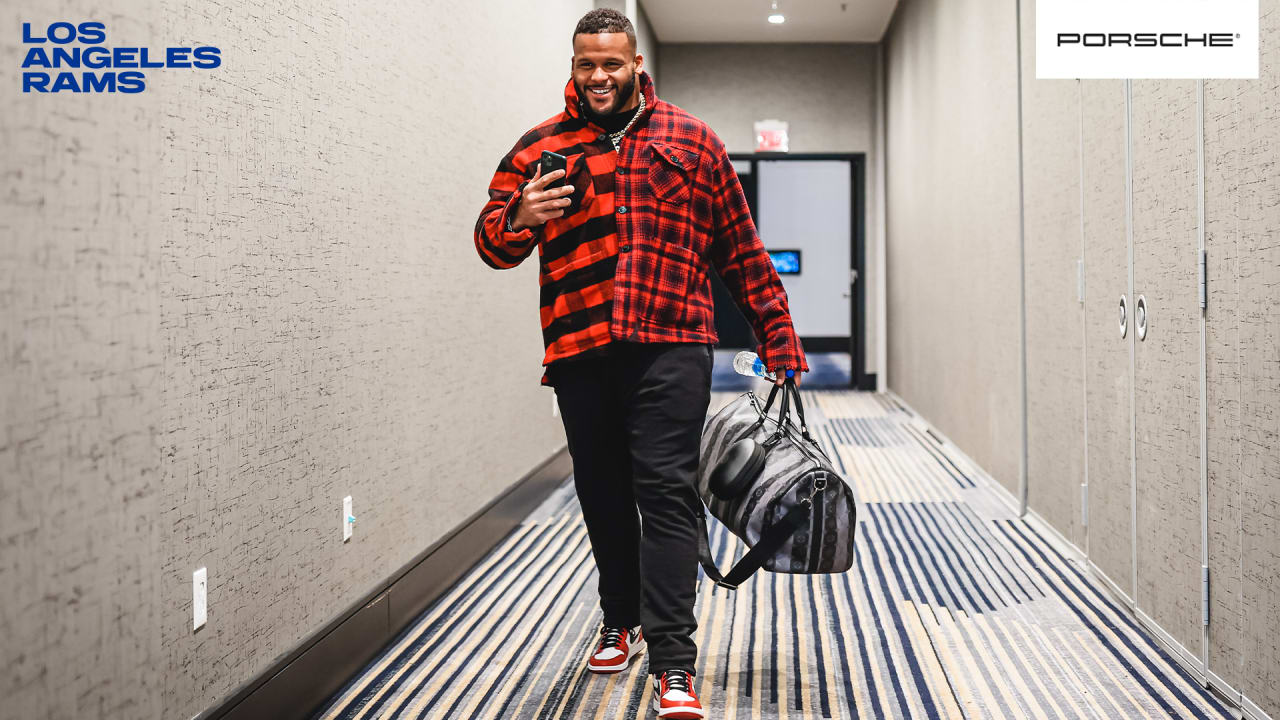 ARRIVAL PHOTOS Aaron Donald, Bobby Wagner & more Rams players arrive