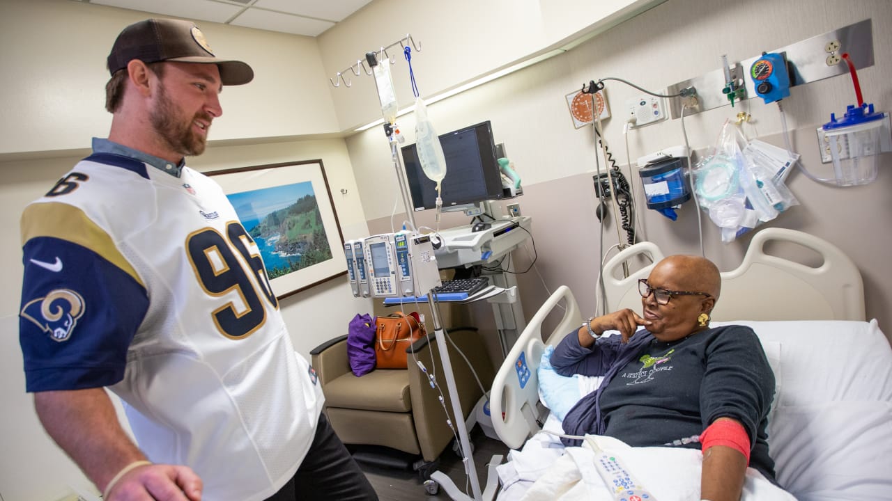 PHOTOS CedarsSinai Hospital Visit