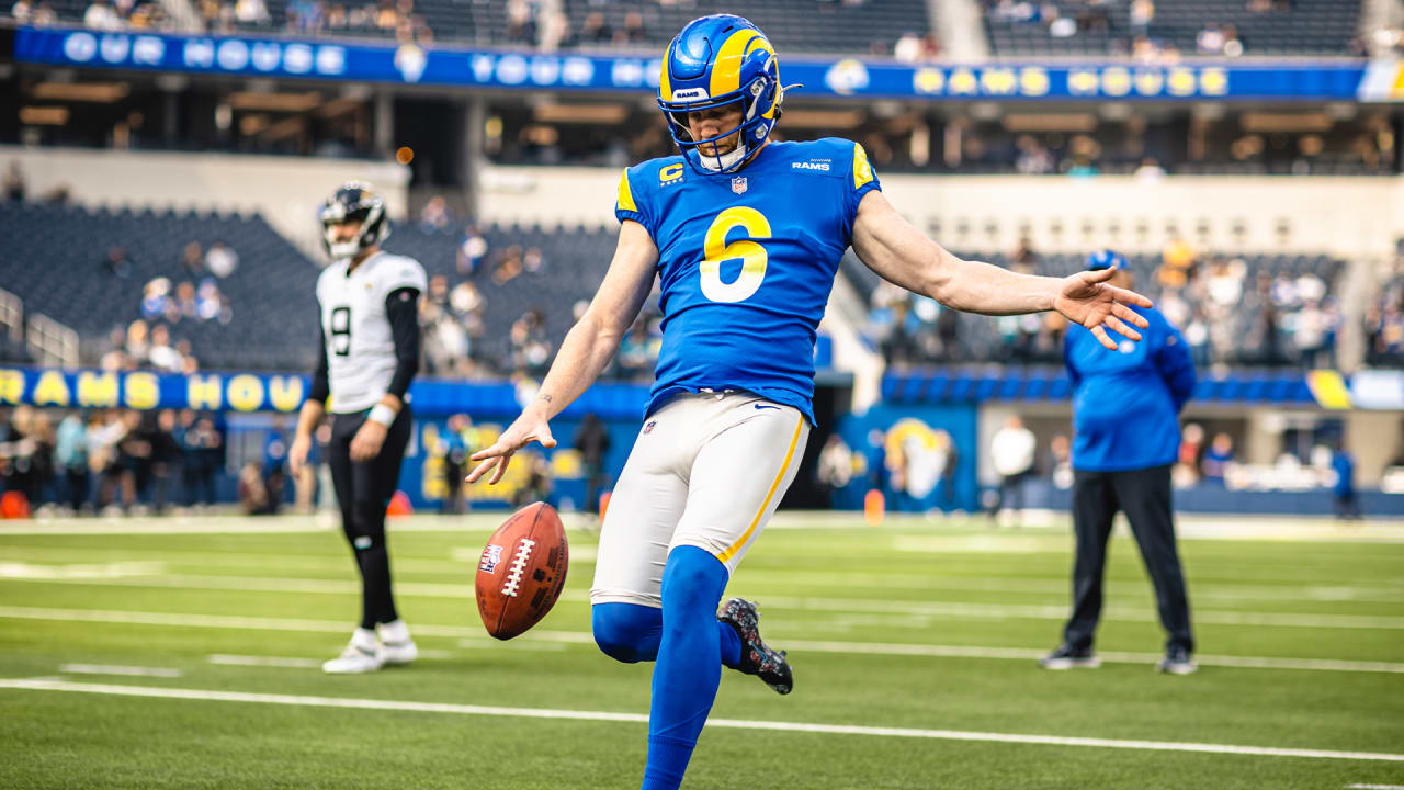 Johnny Hekker Appreciation Night! 