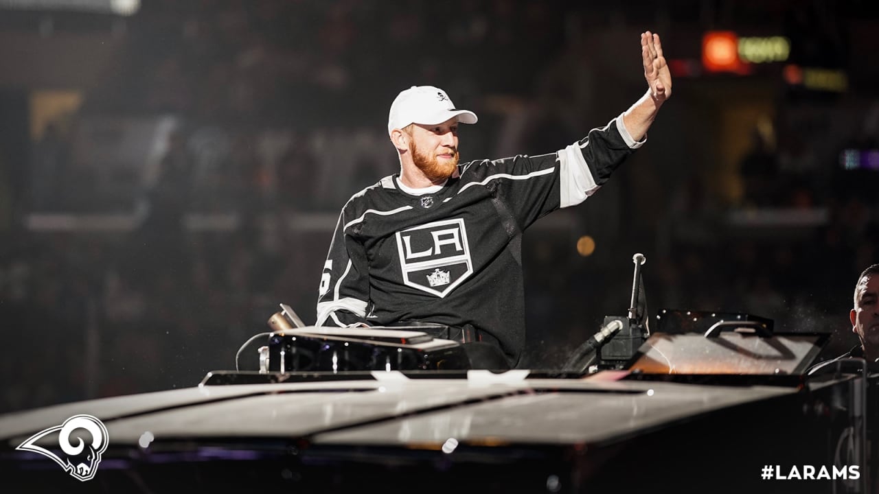 LA Kings on X: It's @RamsNFL Night at the LA Kings game. Bid now