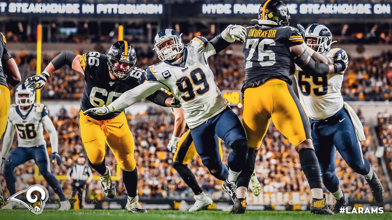 Steelers defense leads way in 17-12 win over Rams