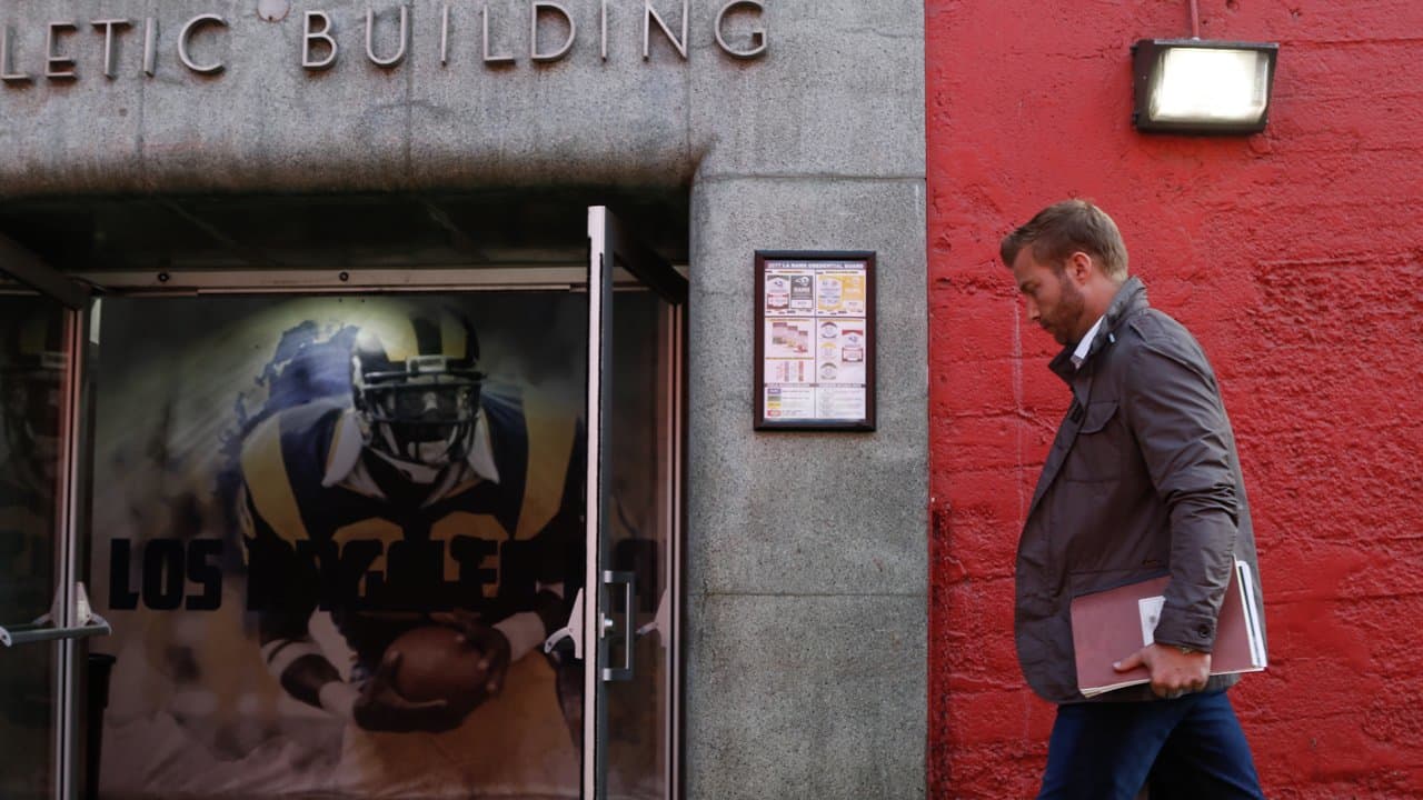 PHOTOS: Pregame Vs. Saints