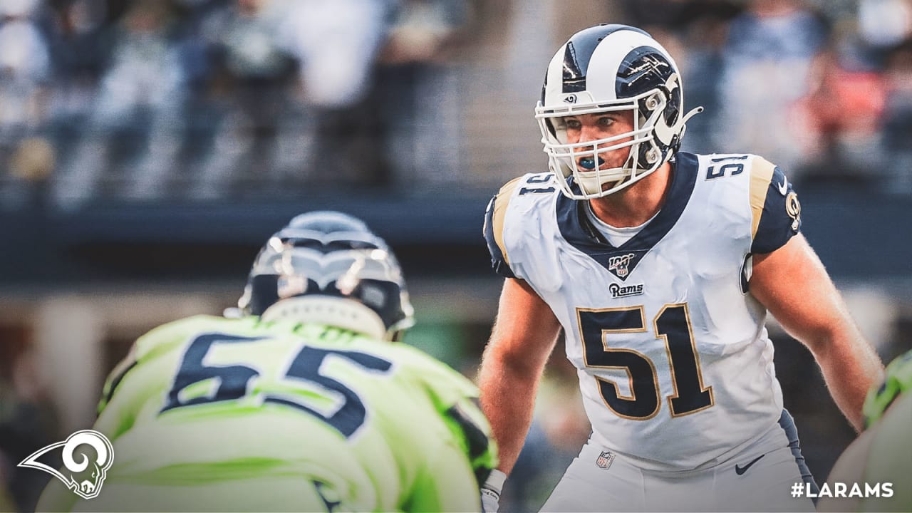 Los Angeles Rams linebacker Troy Reeder (51) heads off the field