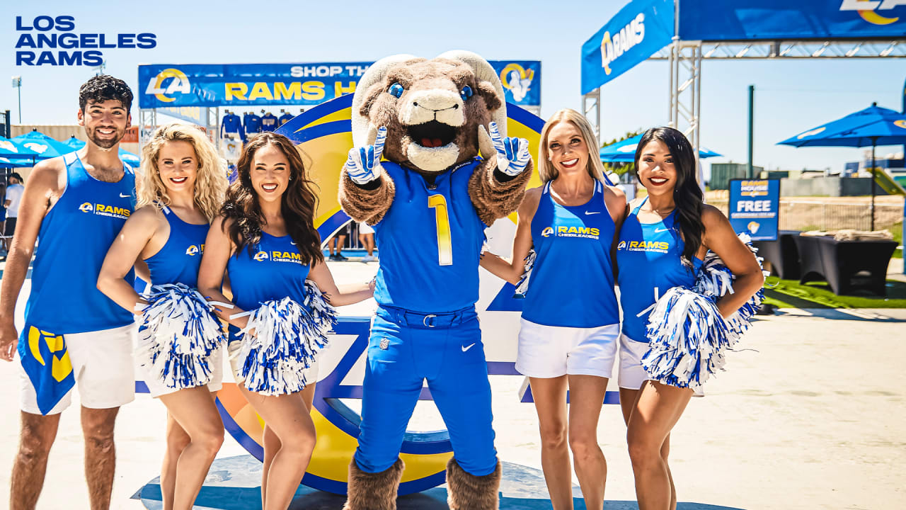 PHOTOS Rams Cheerleaders host youth clinic at Training Camp