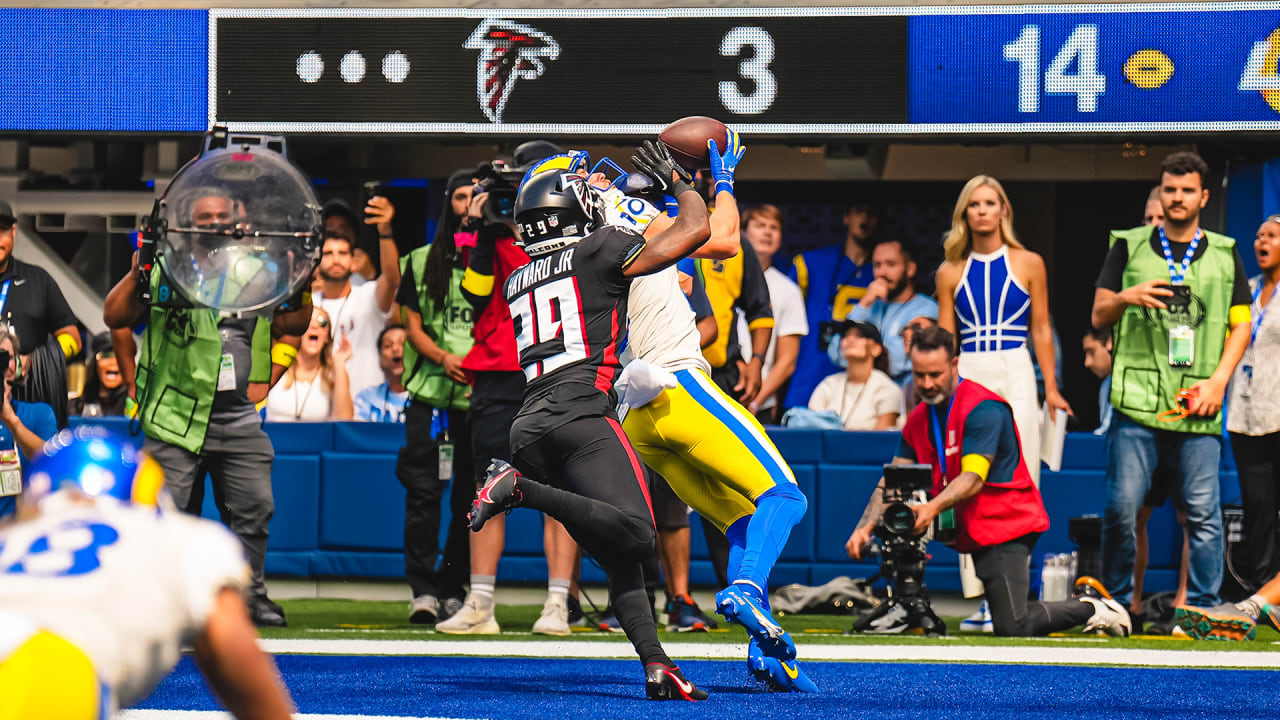 INGLEWOOD, CA - SEPTEMBER 18: Cooper Kupp #10 of the Rams during an NFL game  between the Atlanta Falcons and the Los Angeles Rams on September 18, 2022,  at SoFi Stadium in