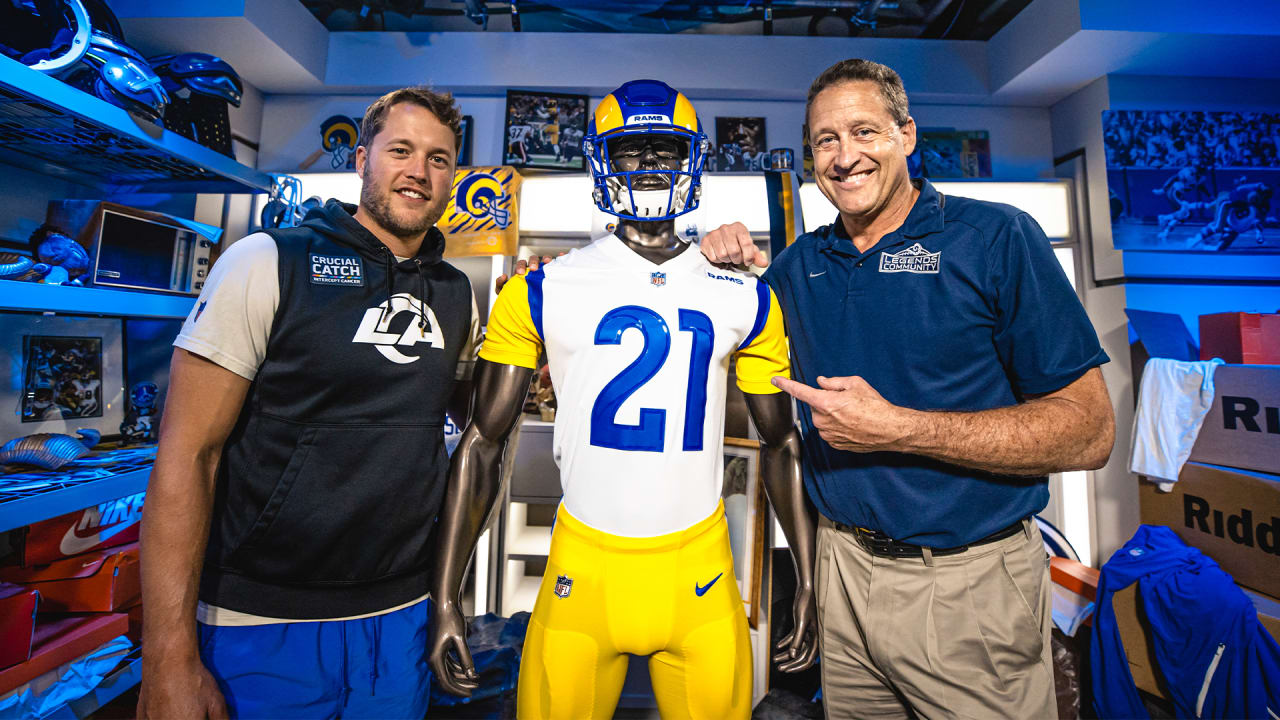 Watch: Eric Dickerson, Rams legends see throwback uniforms for first time