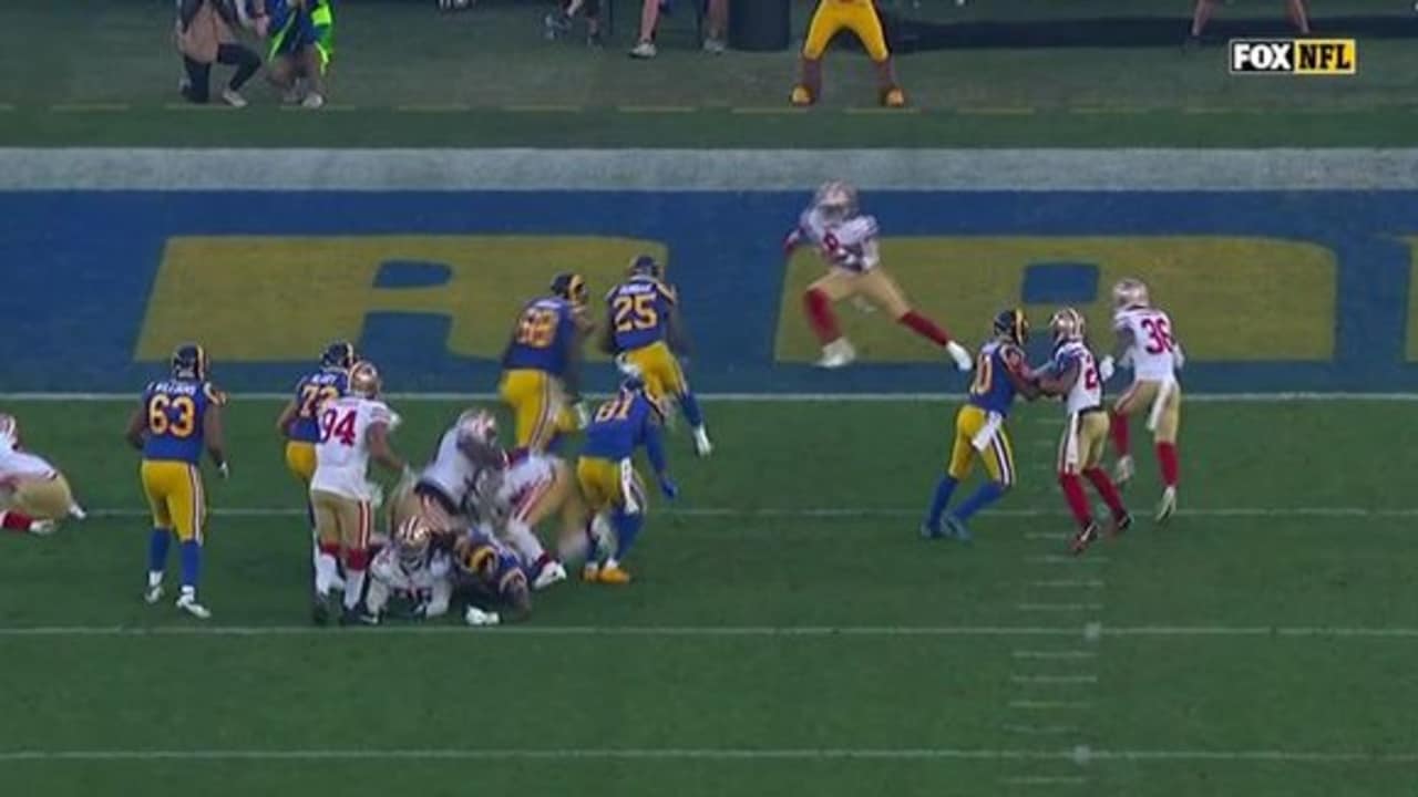 Rams RB Lance Dunbar runs in his first TD of the season