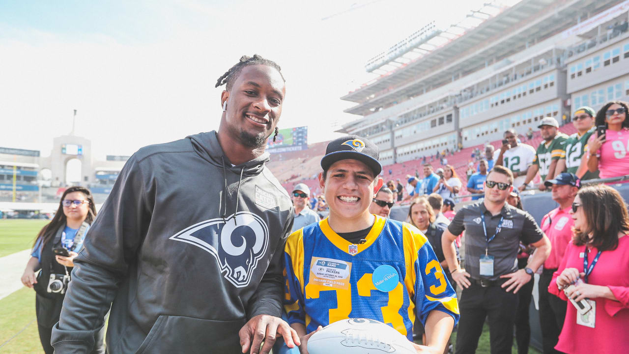 Rams Grant Wish of Teen Battling Life-Threatening Illness, Raise