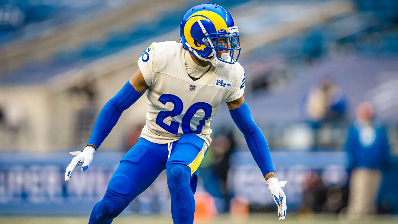 1st & 10: Matchups to Watch Against the LA Rams with Omar Ruiz