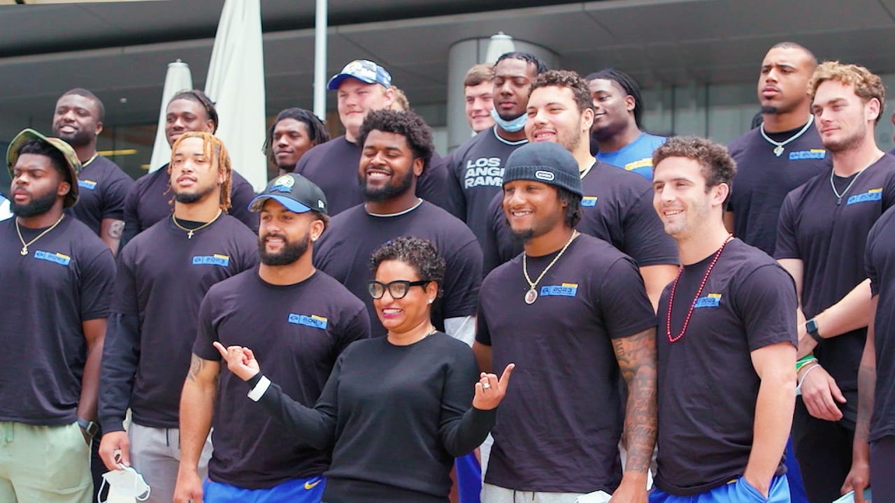 Los Angeles Rams Community Rams rookies share smiles & spread