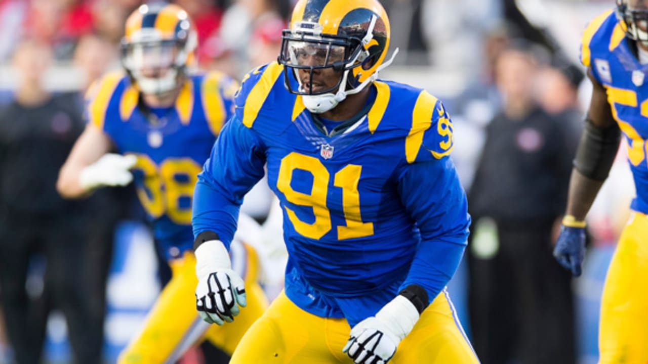 Rams Re-Sign Dominique Easley