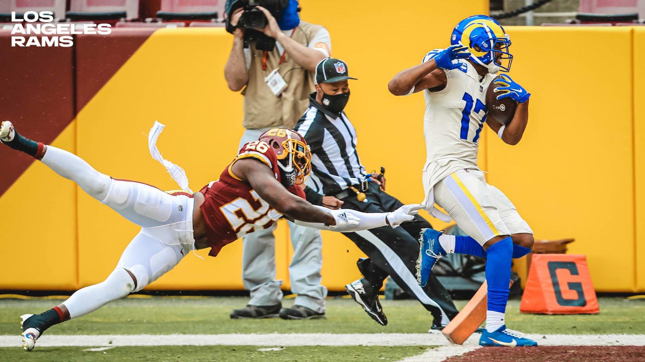 Wide receiver Robert Woods of the Los Angeles Rams completes a