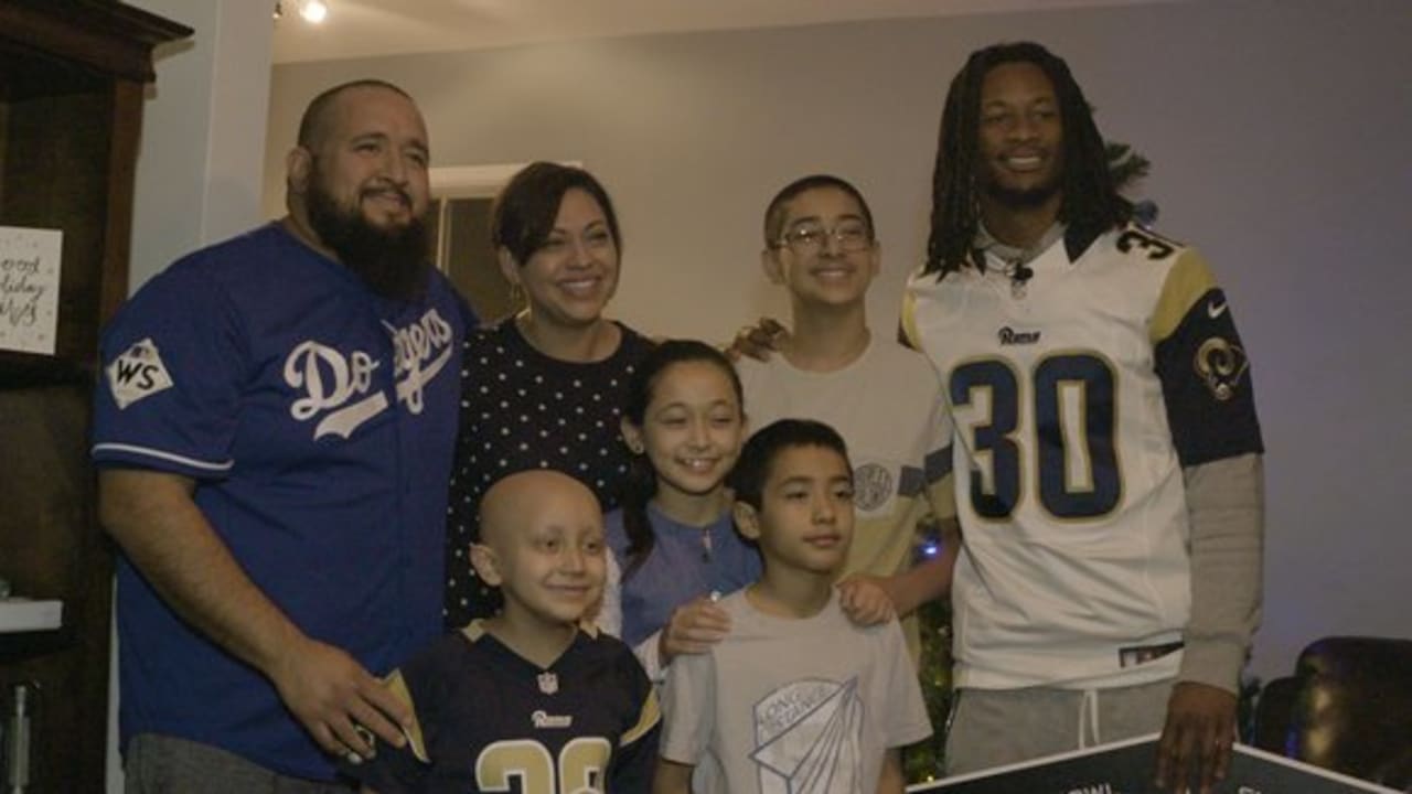 Todd Gurley Surprises Fan with Super Bowl Tickets