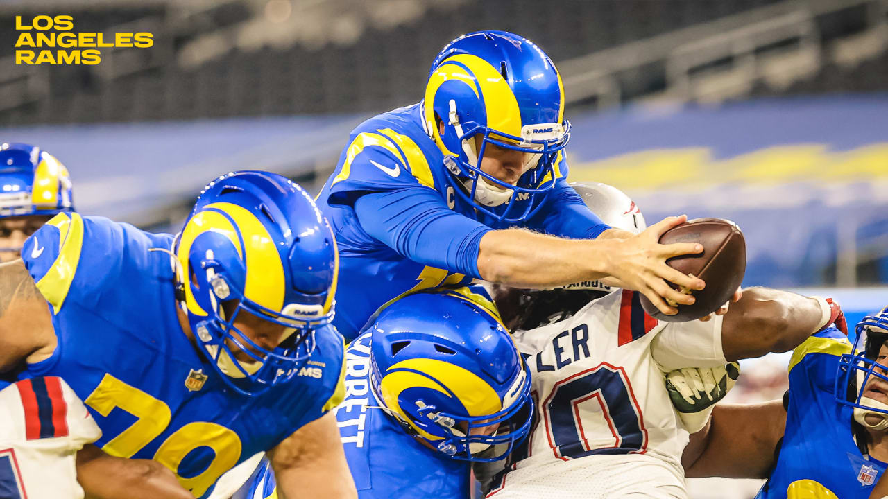 PHOTOS: Rams take on Patriots for Week 14 on Thursday Night Football