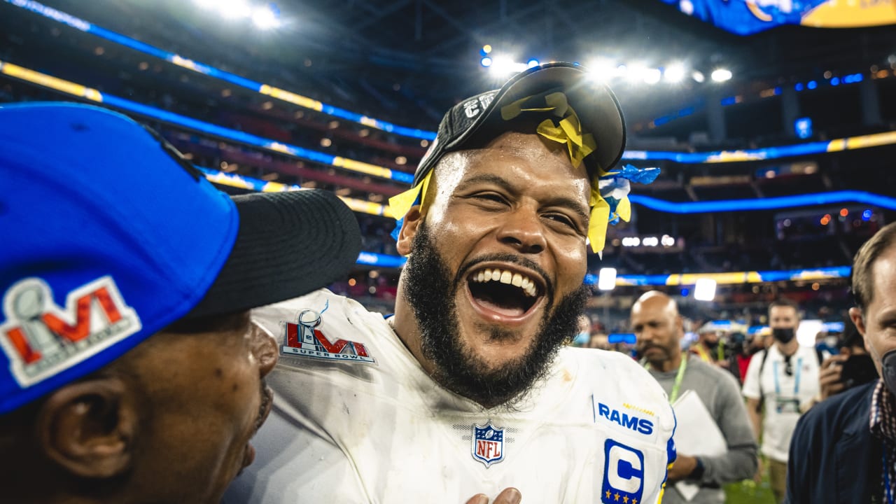 Aaron Donald Makes Super Bowl-Winning Play, Points to Ring Finger