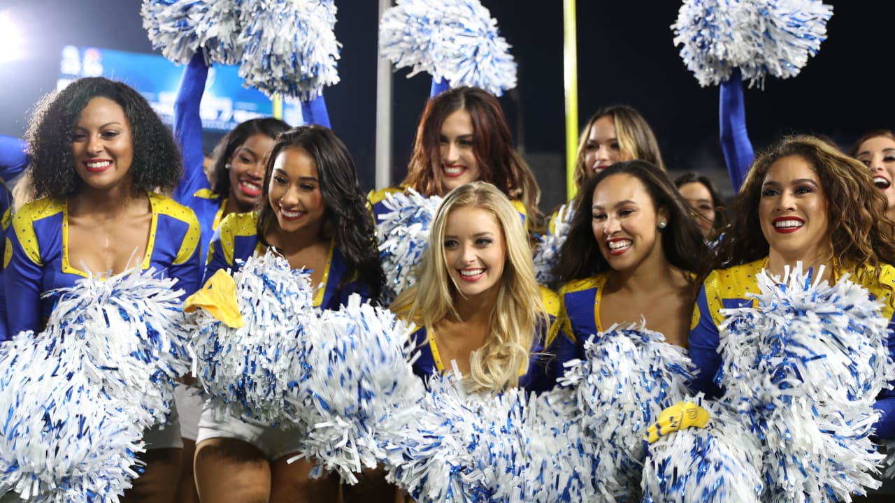 PHOTOS: Rams Cheerleaders Divisional Round