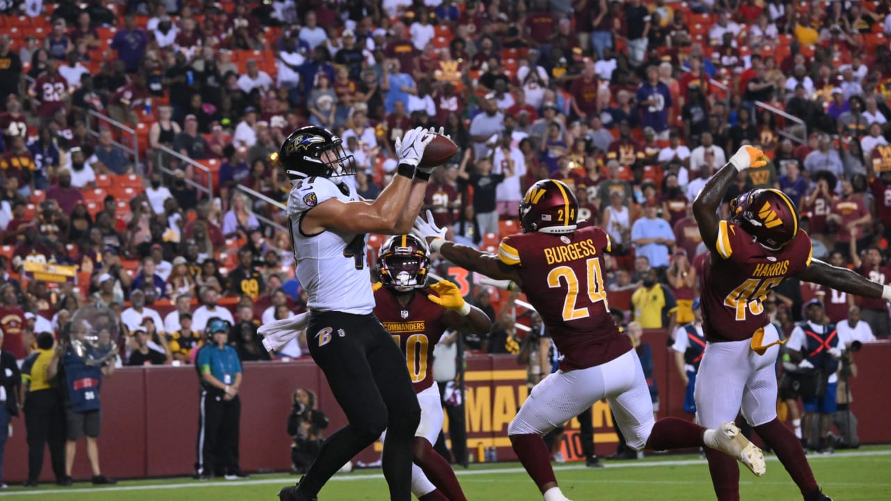 4,511 Baltimore Ravens V Washington Redskins Photos & High Res