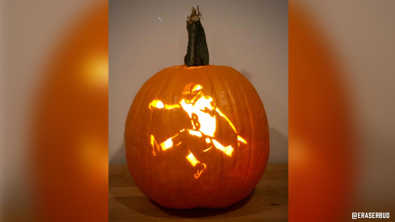 Check Out This Fan's Awesome Lamar Jackson Jack-O'-Lantern