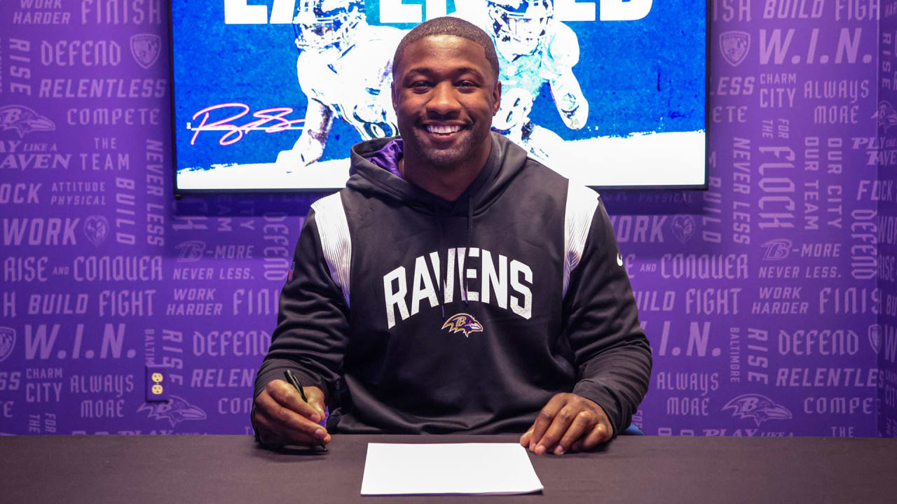 Ravens sign LB Roquan Smith to 5-year contract extension