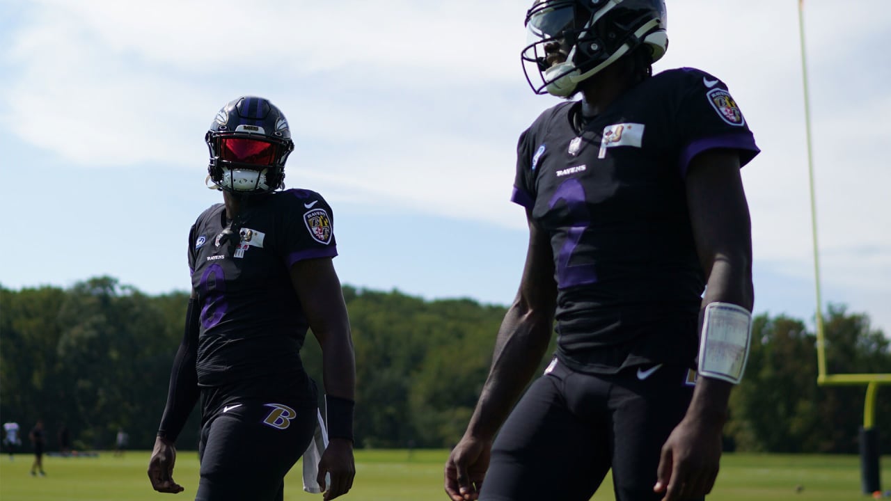 lamar jackson black uniform