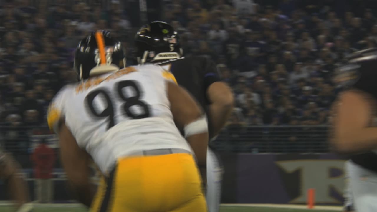 Pittsburgh Steelers' Casey Hampton reacts to a touchdown by the