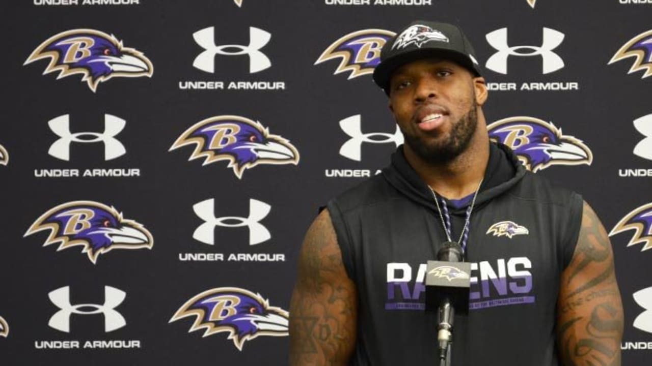 Baltimore Ravens' Terrell Suggs surprised by compliments from New England  Patriots' Tom Brady - Sports Illustrated