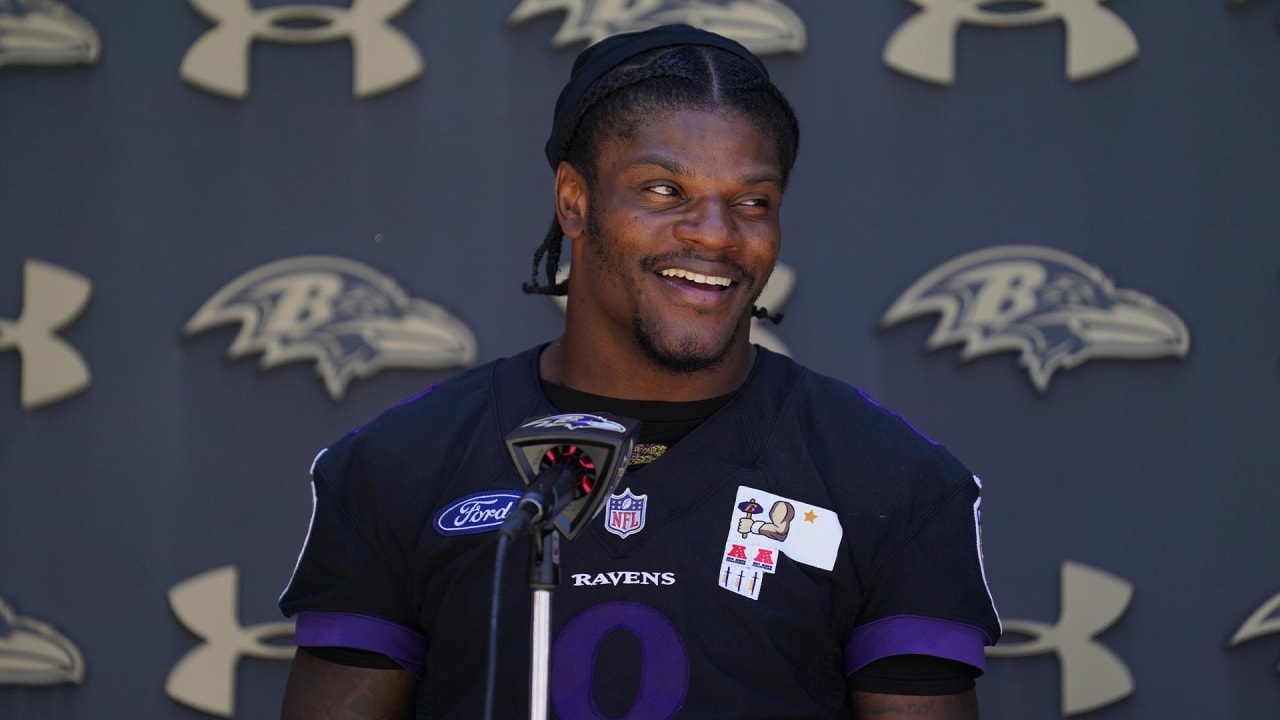 Lamar Jackson's Deadline for Contract Talks Is Week 1