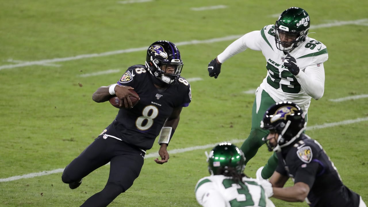 Lamar Jackson breaks Michael Vick's QB rushing record in Thursday Night  Football vs. Jets - DraftKings Network