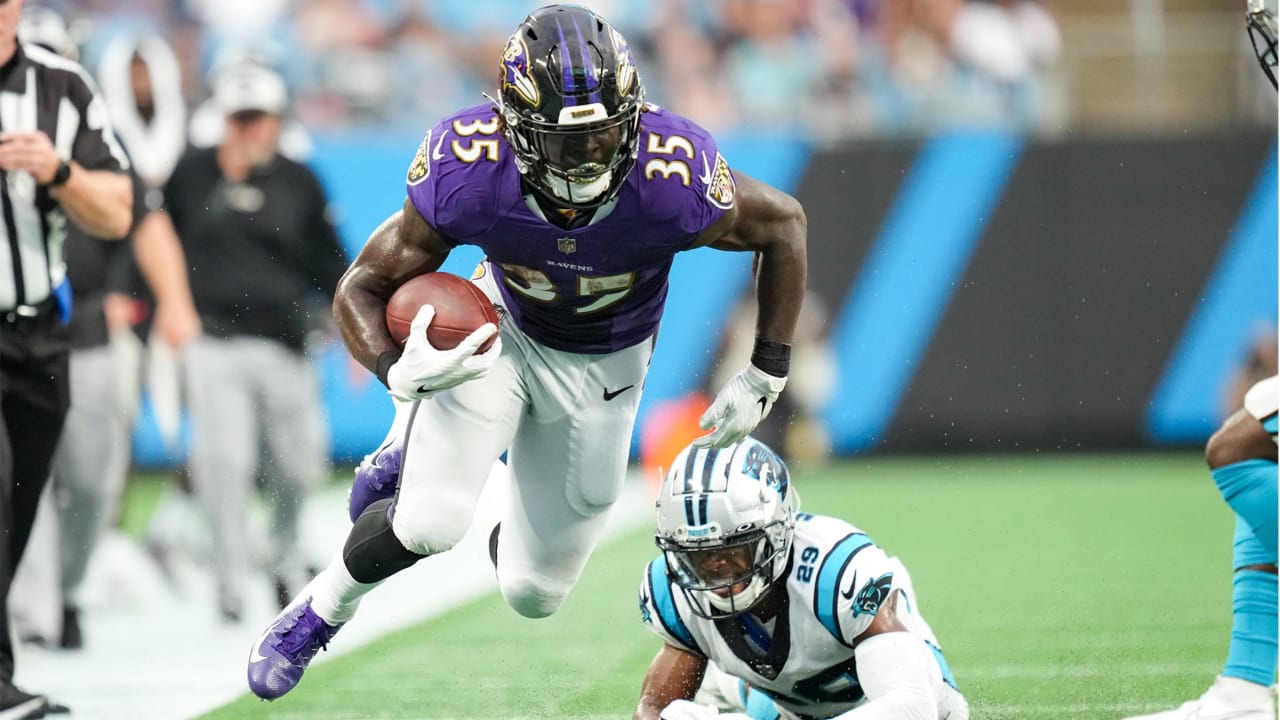 Gus Edwards injury update: How to handle the Ravens RB vs. Jaguars in Week  12 - DraftKings Network