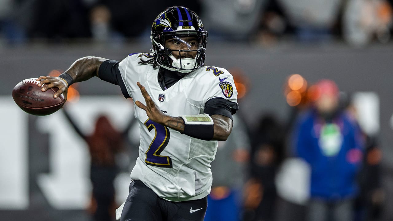 Tyler Huntley Gets Restricted Free Agent Tender From Ravens