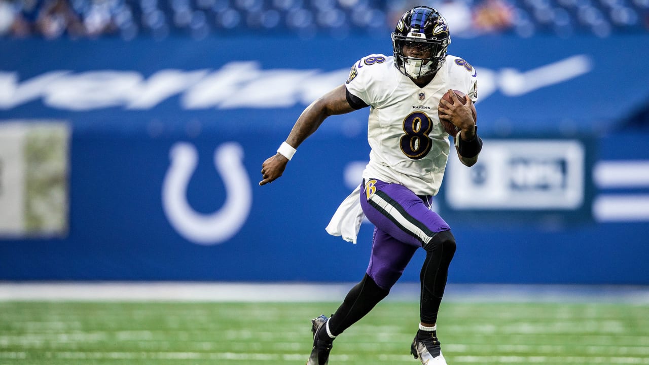 Ravens without top 2 QBs after Huntley lands on COVID list