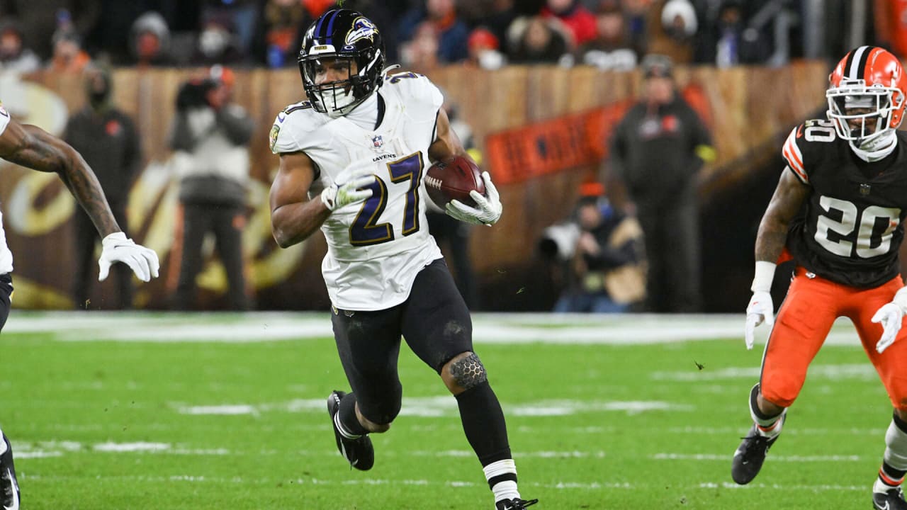 J.K. Dobbins Rolls on 25Yard Run to the Edge RavensBrowns Highlights