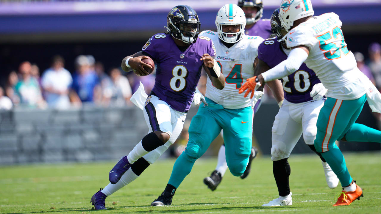 Lamar Jackson sets epic NFL record during Ravens vs. Dolphins