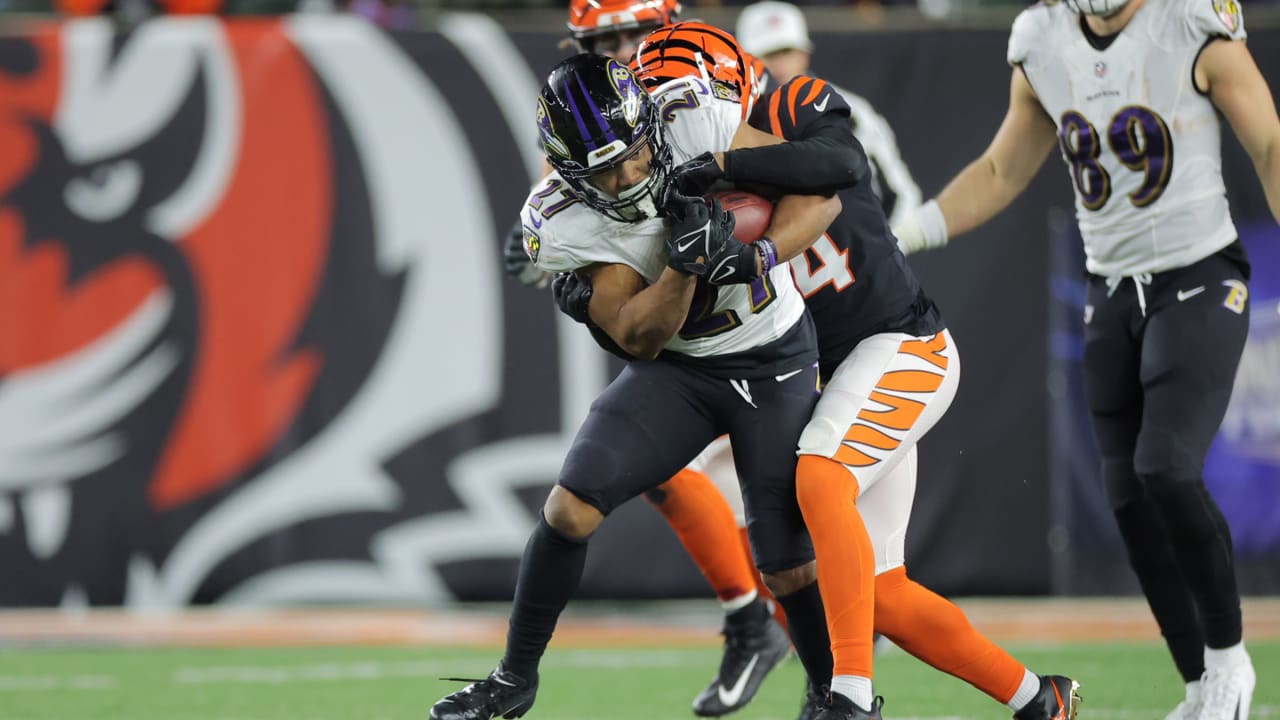 J.K. Dobbins Is A Freight Train On 15-Yard Run | Ravens-Bengals Playoff ...