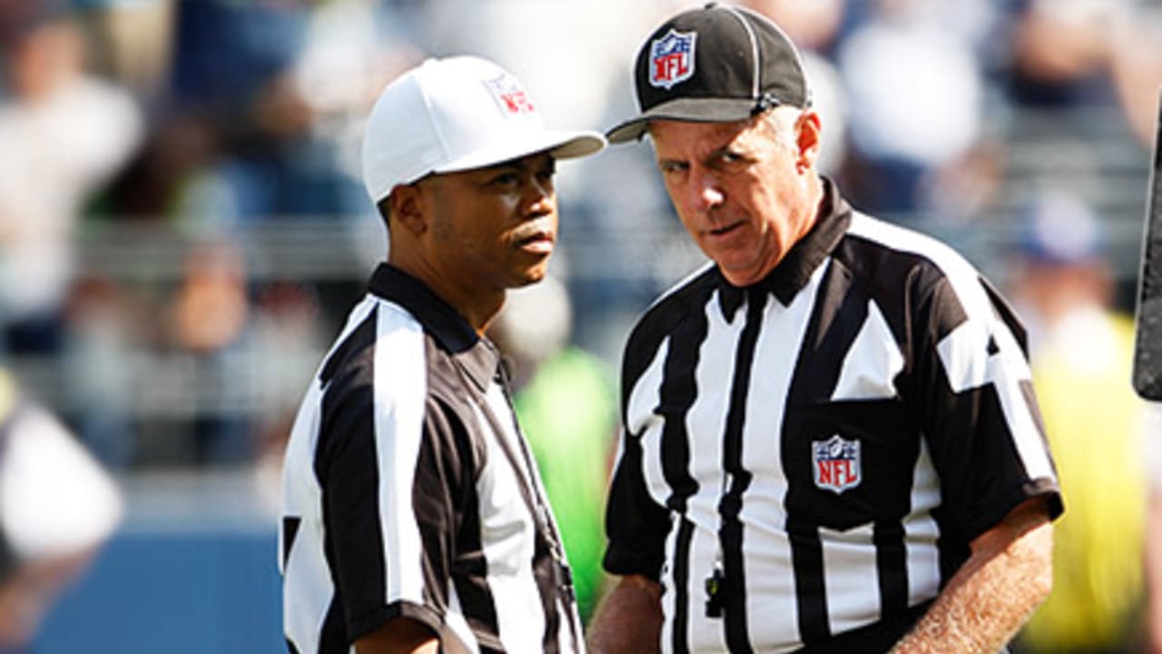 NFL replacement refs: admirable effort or unacceptable incompetence? 