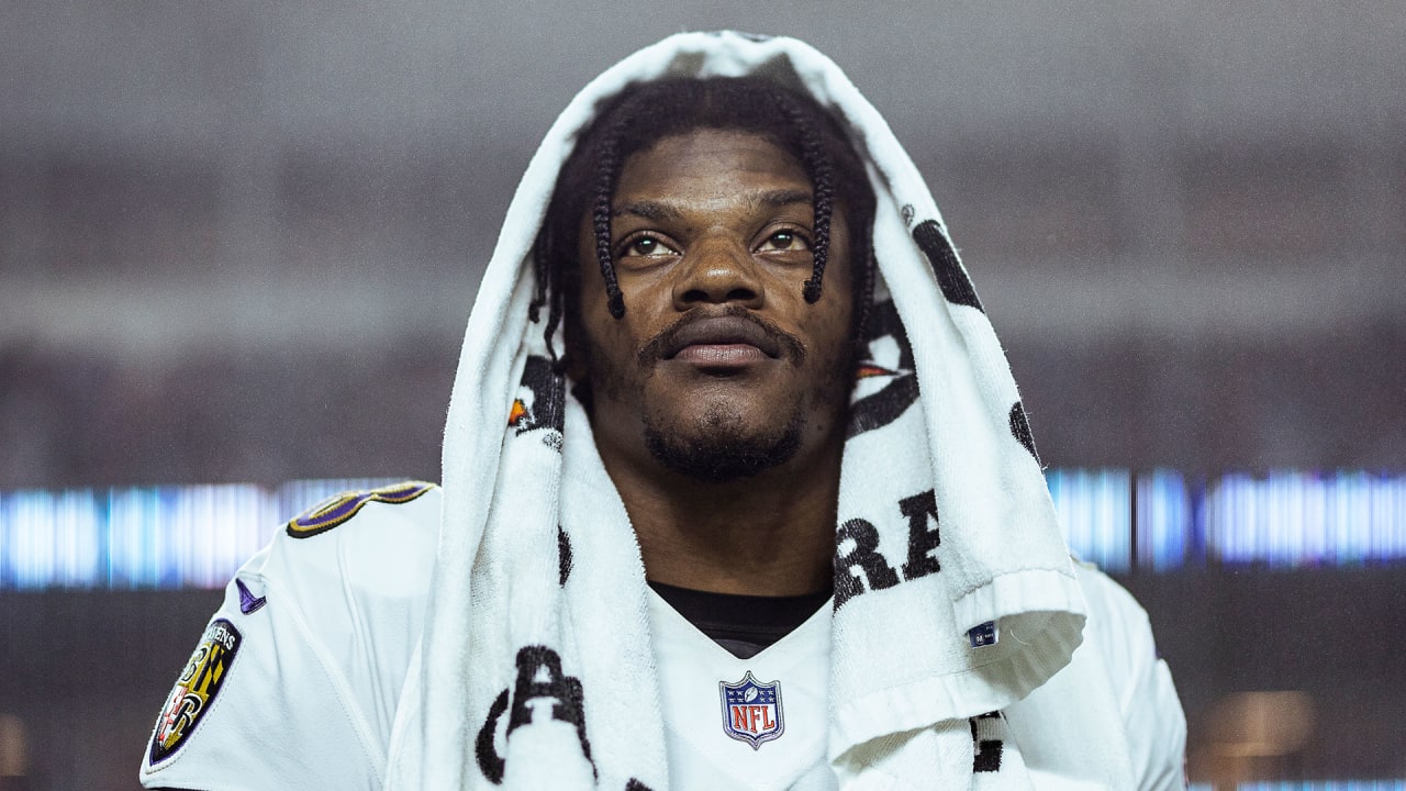 College Friends Weigh In On Marshawn Lynch's Media Tactics