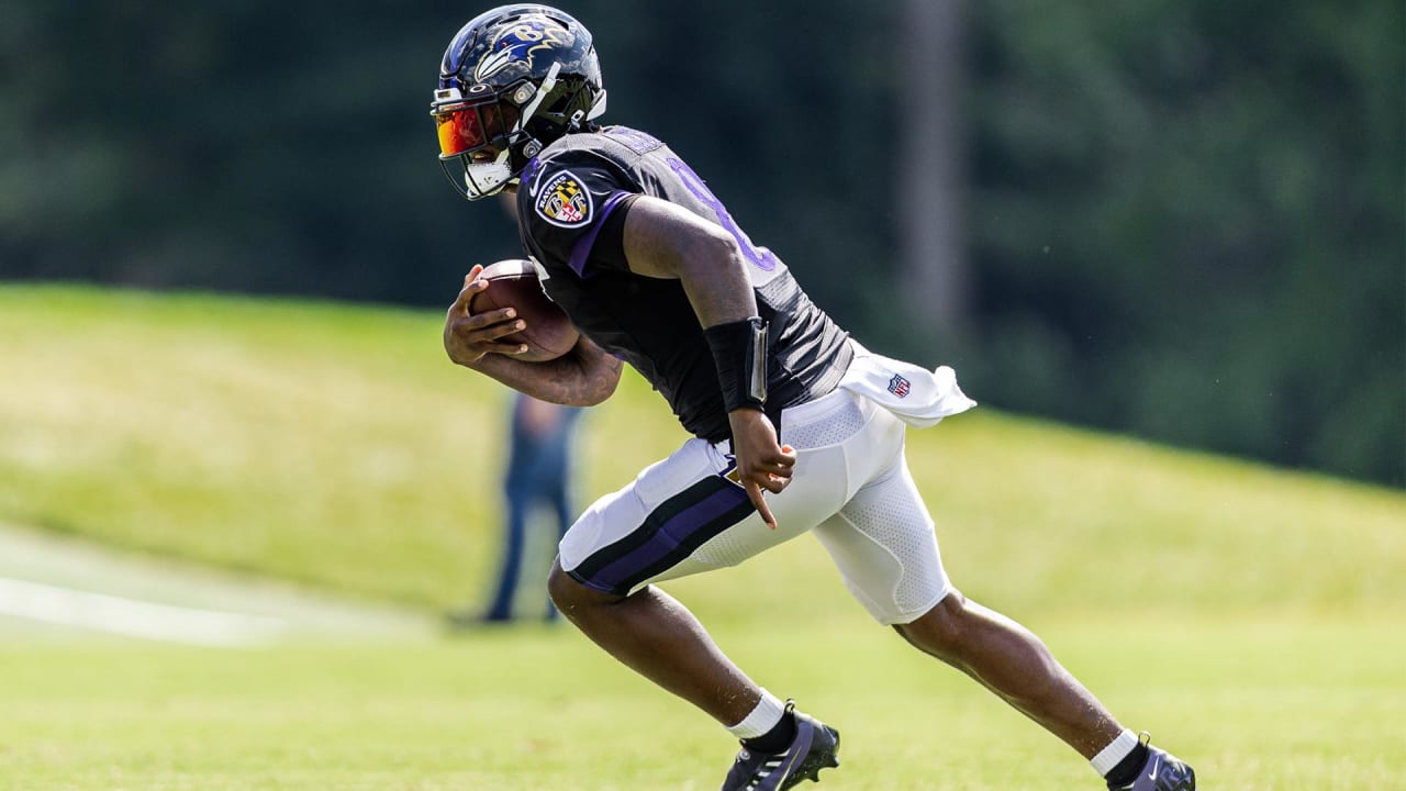Lamar Jackson is fast but his improved pocket passing makes him