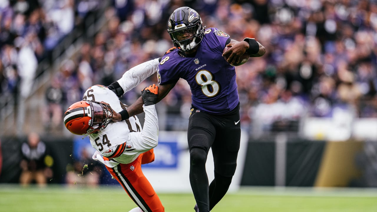 Cleveland Browns vs. Baltimore Ravens . NFL Game. American Football League  match. Silhouette of professional player celebrate touch down. Screen in ba  Stock Photo - Alamy