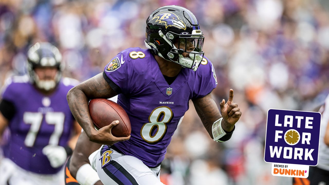 Lamar Jackson helps Baltimore Ravens extend win streak to eight games